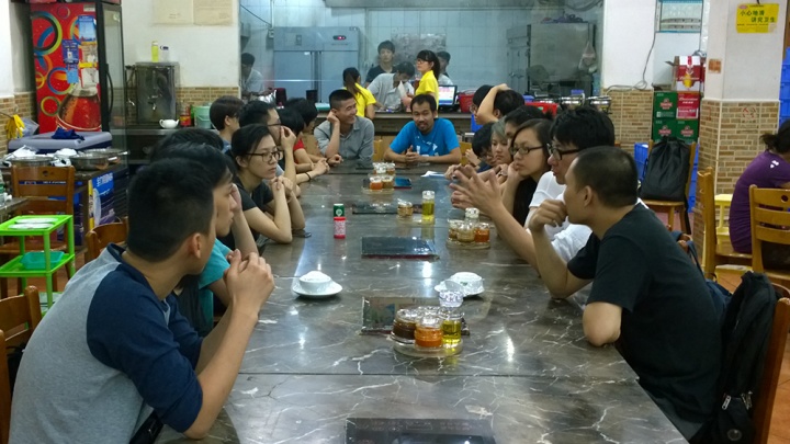 与香港中文大学师生交流. 2014
与香港中文大学师生交流. 2014
