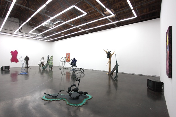 2011年,赵要个展“我是你的黑夜”展览现场
2011年,赵要个展“我是你的黑夜”展览现场
