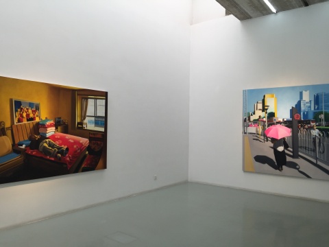 王远铮作品《睡觉中的老人》、《打伞的女人》
王远铮作品《睡觉中的老人》、《打伞的女人》
