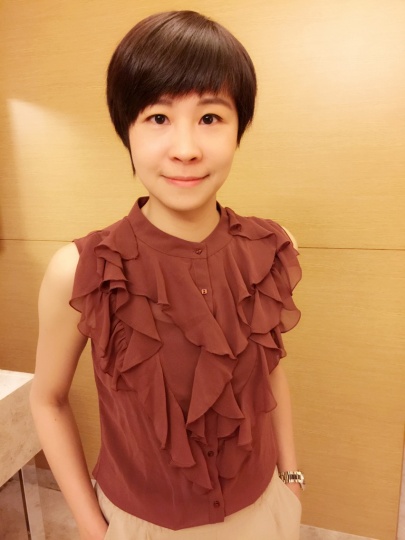 杨仑
杨仑