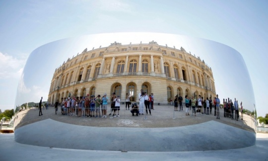 C-Curve Photograph: Charles Platiau/Reuters
C-Curve Photograph: Charles Platiau/Reuters