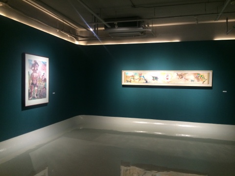 展览现场,中国卷轴画的方式,在相纸上描绘的神话人物
展览现场,中国卷轴画的方式,在相纸上描绘的神话人物