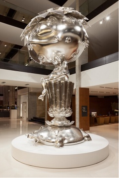  

《椭圆大佛》  ©Takashi Murakami/Kaikai Kiki Co., Ltd.
