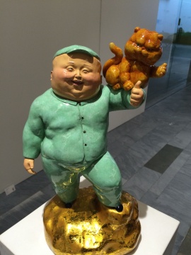 瞿广慈 《手工点赞》 玻璃钢着色 2015年(限量999件) 瞿广慈 《手工点赞》 玻璃钢着色 2015年(限量999件)