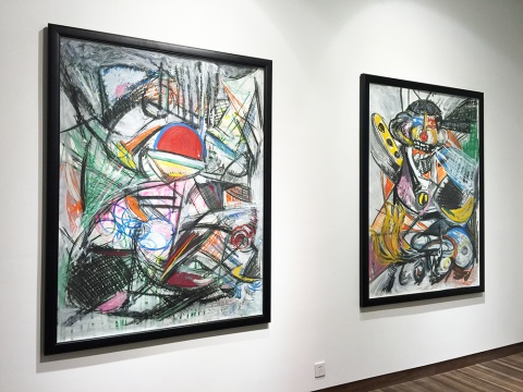 左:《》 122.5×162.5cm 纸本绘画 2015
右:《》 122.5×162.5cm 纸本绘画 2015
左:《》 122.5×162.5cm 纸本绘画 2015
右:《》 122.5×162.5cm 纸本绘画 2015
