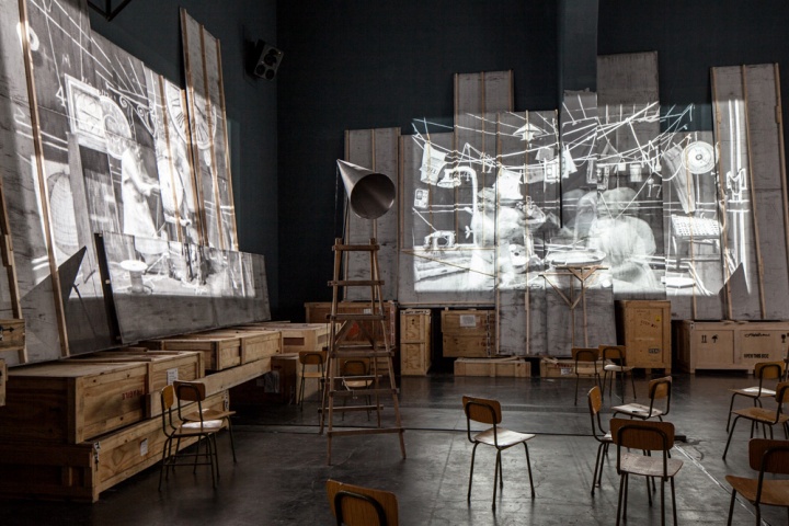 6月,UCCA推出威廉·肯特里奇“样板札记” 展出艺术家自1988年到现在的全部重要作品
6月,UCCA推出威廉·肯特里奇“样板札记” 展出艺术家自1988年到现在的全部重要作品