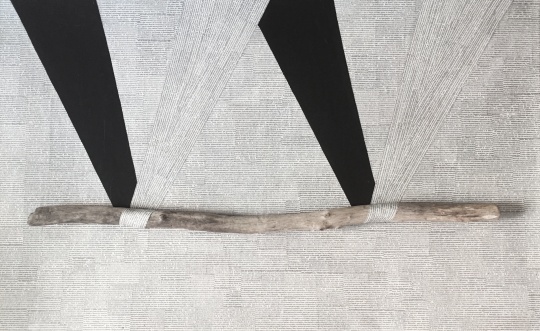  

【最佳观念奖】郭东来 《有始无终的时间》 装置：综合材料 100×60×5cm  意大利博洛尼亚美术学院 2015
