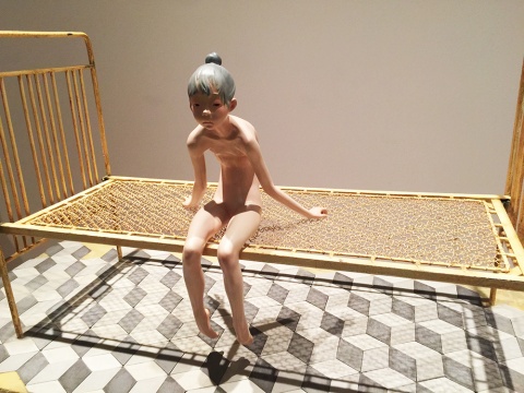 金钕 《静默如网》 120 × 50 × 58cm 铜、铁、水泥 2015 金钕 《静默如网》 120 × 50 × 58cm 铜、铁、水泥 2015