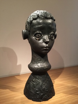 颜石林 《眼泪》 225 × 100 × 100cm 铸铜化学着色 2015
颜石林 《眼泪》 225 × 100 × 100cm 铸铜化学着色 2015