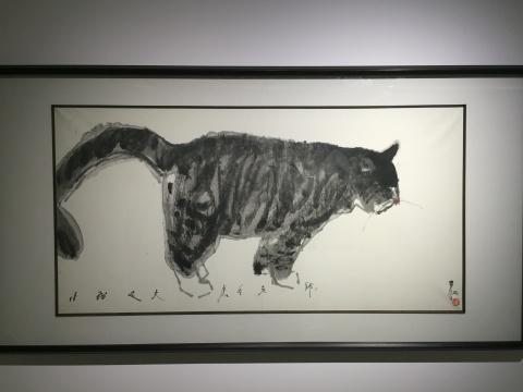 贾平西 《小猫是大虎的老师》 70×138cm 纸本水墨
贾平西 《小猫是大虎的老师》 70×138cm 纸本水墨