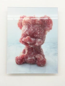 周文斗 《米奇》 60 × 45.5 cm 数字微喷 2004
周文斗 《米奇》 60 × 45.5 cm 数字微喷 2004