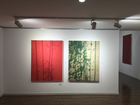 李威的作品布局颇有“马一角”与“夏半边”的意味,同时具有西方点线面的搭配
李威的作品布局颇有“马一角”与“夏半边”的意味,同时具有西方点线面的搭配