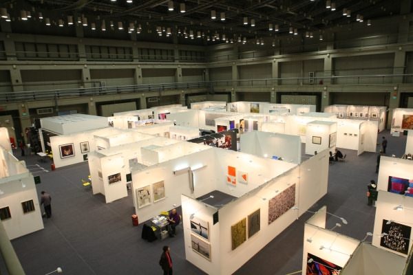 CIGE 2008 还设置了“MAPPING ASIA”亚洲年轻艺术家个展单元
CIGE 2008 还设置了“MAPPING ASIA”亚洲年轻艺术家个展单元