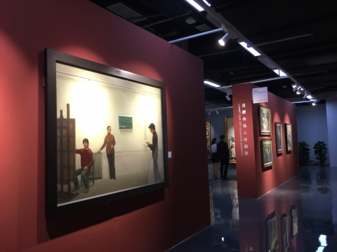 美藏会带来了其收藏的精品之作,令在场的关注大饱眼福 美藏会带来了其收藏的精品之作,令在场的关注大饱眼福