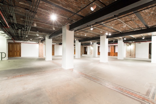 拉姆尼·古根海姆画廊内部空间
拉姆尼·古根海姆画廊内部空间