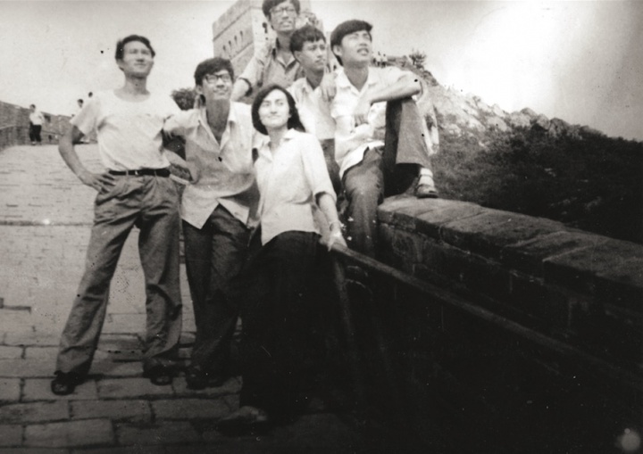 1979  左起：毛旭辉、武俊、贺立德、张晓刚、叶永青、刘涌 （北京长城）
