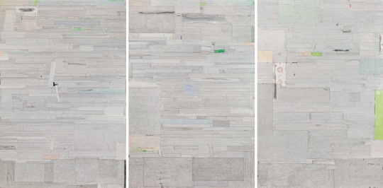  Lot937 梁铨 《心中的河》（共三幅） 180cm×120cm×3 布面 综合材料 2008-2010 估价: 120-150万

