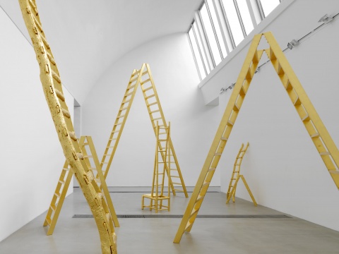 展览现场照片 “小野洋子: 金梯子”, 林冠艺术基金会 北京 2015 图片拍摄:雷坛坛 © 2015 小野洋子 © 林冠艺术基
展览现场照片 “小野洋子: 金梯子”, 林冠艺术基金会 北京 2015 图片拍摄:雷坛坛 © 2015 小野洋子 © 林冠艺术基