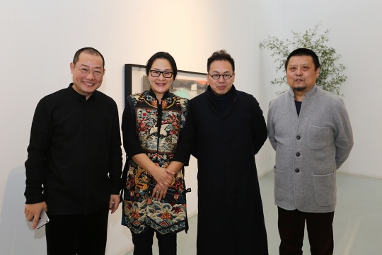 艺术家陈琦、艾米李负责人李颖、夏可君博士、艺术家沈勤（自左向右）
