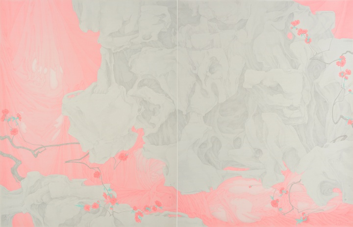 张见《山桃红》117×182cm 绢本设色 2015 张见《山桃红》117×182cm 绢本设色 2015
