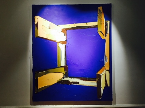 《Blue Table》 布面油画 220 x 180 cm 2015
《Blue Table》 布面油画 220 x 180 cm 2015