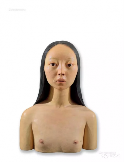 Lot 5634 黎薇 《无懈可击的修女》 92×42×76cm 玻璃钢着色 版数3/5 2009 估价:8至12万元
Lot 5634 黎薇 《无懈可击的修女》 92×42×76cm 玻璃钢着色 版数3/5 2009 估价:8至12万元