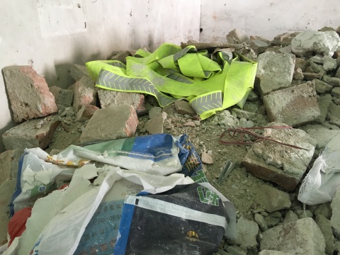 何为“在场” 李纲个展将于顺德一废弃工厂开幕 何为“在场” 李纲个展将于顺德一废弃工厂开幕