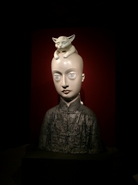 《视界》 120×100×200cm 玻璃钢 2013 《视界》 120×100×200cm 玻璃钢 2013