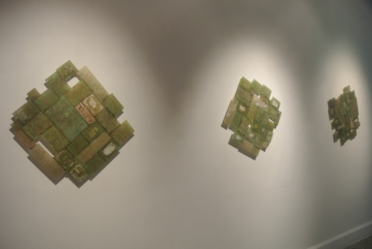 《魂》 50×50cm×3 旧电路板 2015
《魂》 50×50cm×3 旧电路板 2015