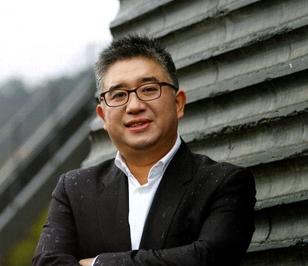 朱彤 南京先锋当代艺术中心馆长
朱彤 南京先锋当代艺术中心馆长