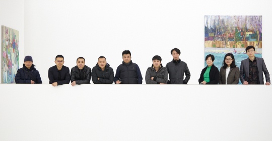 艺术家及画廊工作人员合影 艺术家及画廊工作人员合影