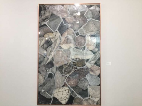 陈彧君作品《摇摆的信仰》
陈彧君作品《摇摆的信仰》
