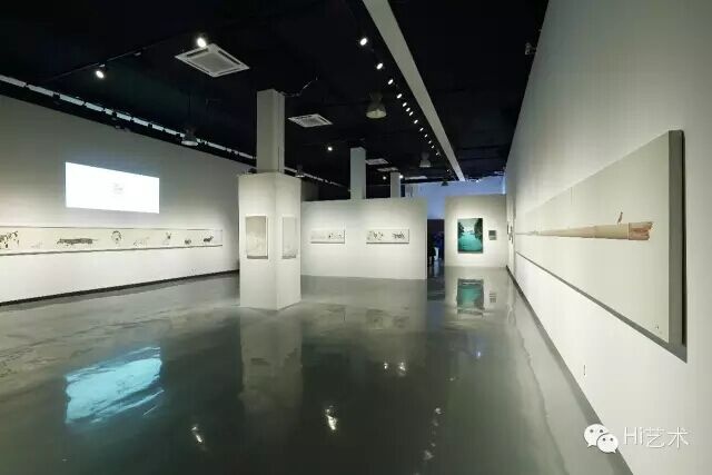 “洗牌”展览现场
“洗牌”展览现场