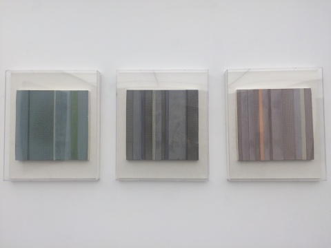 王豪 《朴》 31.5×30.5cm×3 水泥综合材料 2014 王豪 《朴》 31.5×30.5cm×3 水泥综合材料 2014