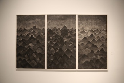 《遗忘之海191》 96×180cm×3 纸本水墨 2014
《遗忘之海191》 96×180cm×3 纸本水墨 2014