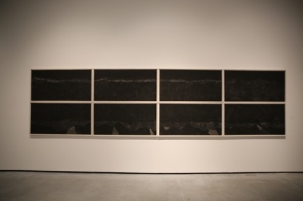 《海中之海79》 139×70cm×8 纸本水墨 2016
《海中之海79》 139×70cm×8 纸本水墨 2016