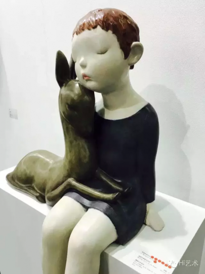李伟&刘知音雕塑作品《夜晚是静静地等待》2015
