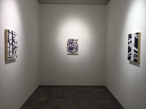 宽云首次亮相其作品《树》系列
宽云首次亮相其作品《树》系列