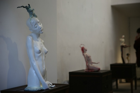 王晓琳《逝去的生命》铸铸铜着色 80x38x24cm
王晓琳《逝去的生命》铸铸铜着色 80x38x24cm