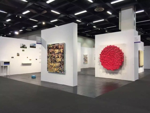 艺术门画廊参加第50届科隆艺博会的展位
艺术门画廊参加第50届科隆艺博会的展位