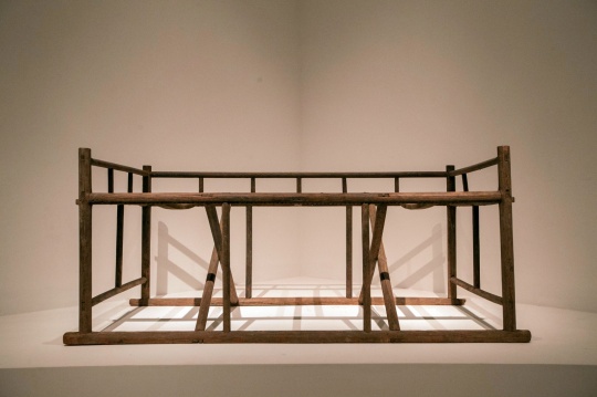 床 15~16世纪(明中晚期) 榆木 200x103x91cm
床 15~16世纪(明中晚期) 榆木 200x103x91cm