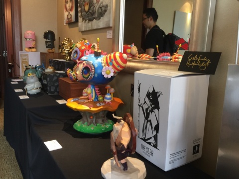 主打动漫风的VTSS艺术空间展出来自香港、日本、美国、德国等国艺术家的设计师作品,价格在10000新台币以内
主打动漫风的VTSS艺术空间展出来自香港、日本、美国、德国等国艺术家的设计师作品,价格在10000新台币以内