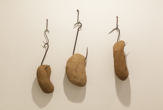 《泥土》闫冰 2012
《泥土》闫冰 2012
