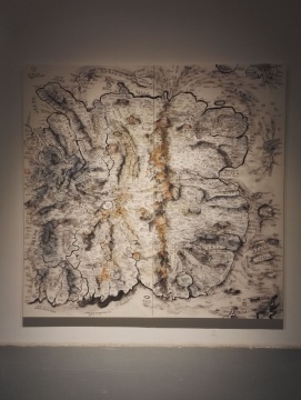邱志杰 《人类前哨》245x126 cm 水墨 2015
邱志杰 《人类前哨》245x126 cm 水墨 2015