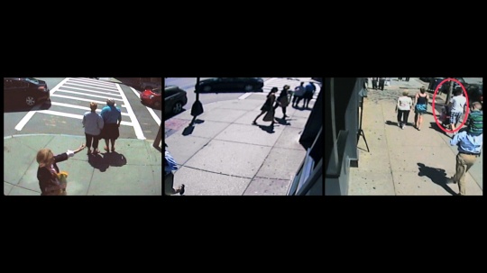 《Boylston街886号 波士顿 纽约》 单路视频 21分20秒 装置 监控录像 铁 投影布 投影仪  370x380x380cm 2014

