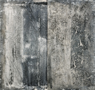 郑重宾《四个定义001》&nbsp;175.3×191.5cm &nbsp;水墨、亚克力纸本 &nbsp;2011 成交价：68.75万港币
