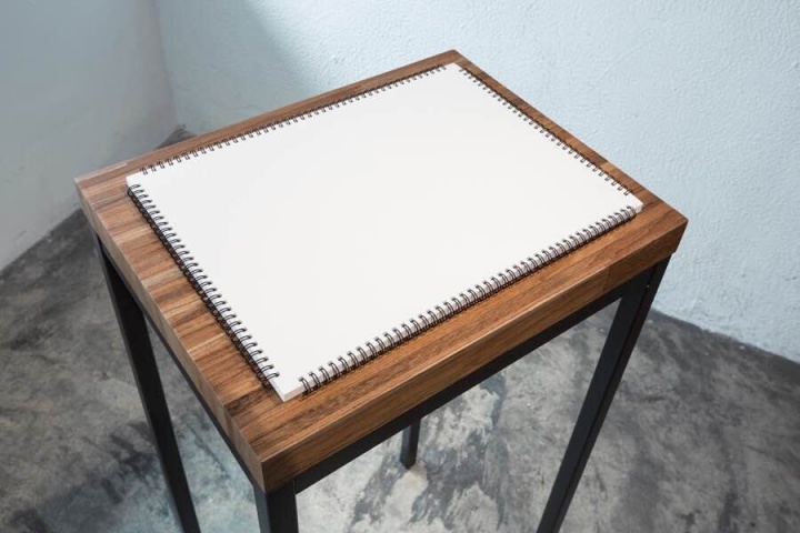 诚品画廊 赖志盛《没有如果》纸、金属扣31×41×2 cm 2013
诚品画廊 赖志盛《没有如果》纸、金属扣31×41×2 cm 2013