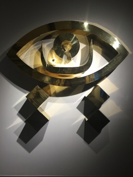 陈天灼 《Eye of ADAHA》 220×96×180cm 不锈钢 2014
