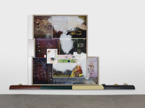 海伦·马丁作品《LimpetApology (traffictenses)》(2015)图片:Annik Wetter © The Artist; Courtesy Sadie Coles HQ,London; Greene Naftali,New York; Koenig Galerie,Berlin; T293,Rome and Naples. 海伦·马丁作品《LimpetApology (traffictenses)》(2015)图片:Annik Wetter © The Artist; Courtesy Sadie Coles HQ,London; Greene Naftali,New York; Koenig Galerie,Berlin; T293,Rome and Naples.