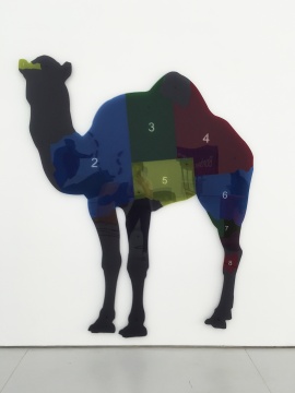 《大宗帝国—澳洲骆驼》  232.5×192×3cm  亚克力板、广告钉  edition of 3  2016
